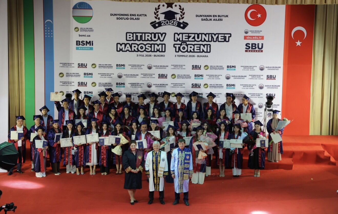 Sağlık Bilimleri Üniversitesi Buhara Külliyesinde Mezuniyet Heyecanı: 168 Sağlık Profesyoneli Mezun Oldu