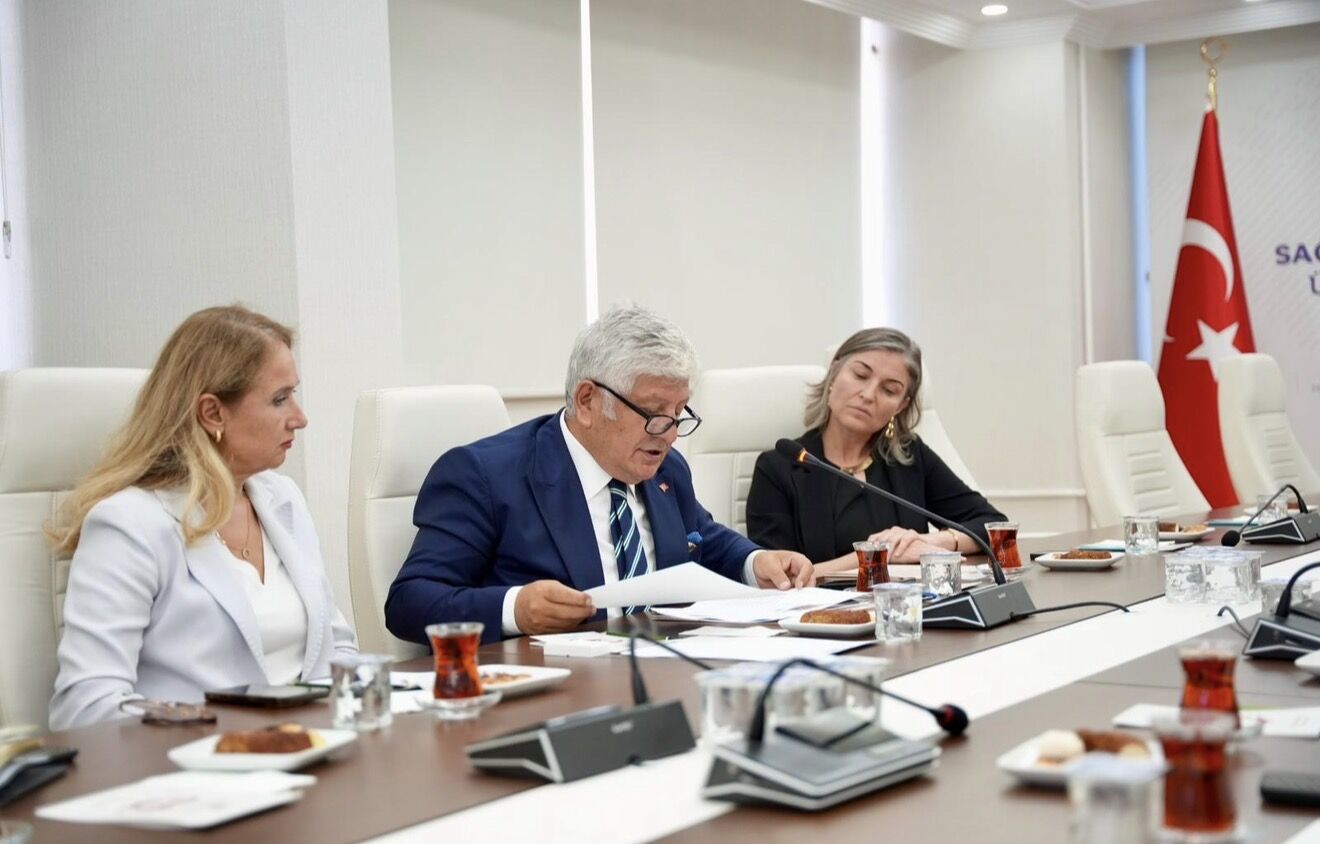 Sağlık eğitiminde yapay zekâ ve akreditasyon konuşuldu
