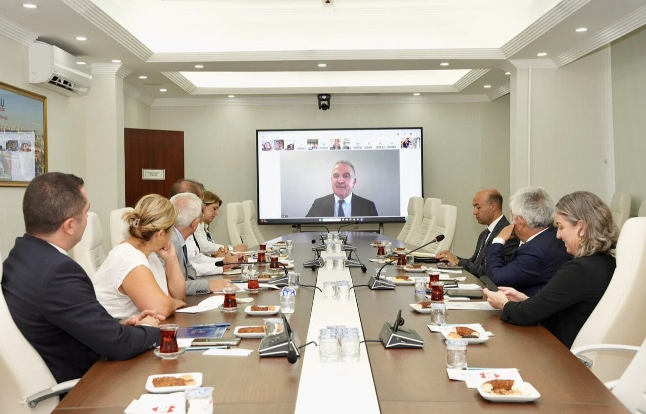Sağlık eğitiminde yapay zekâ ve akreditasyon konuşuldu-2