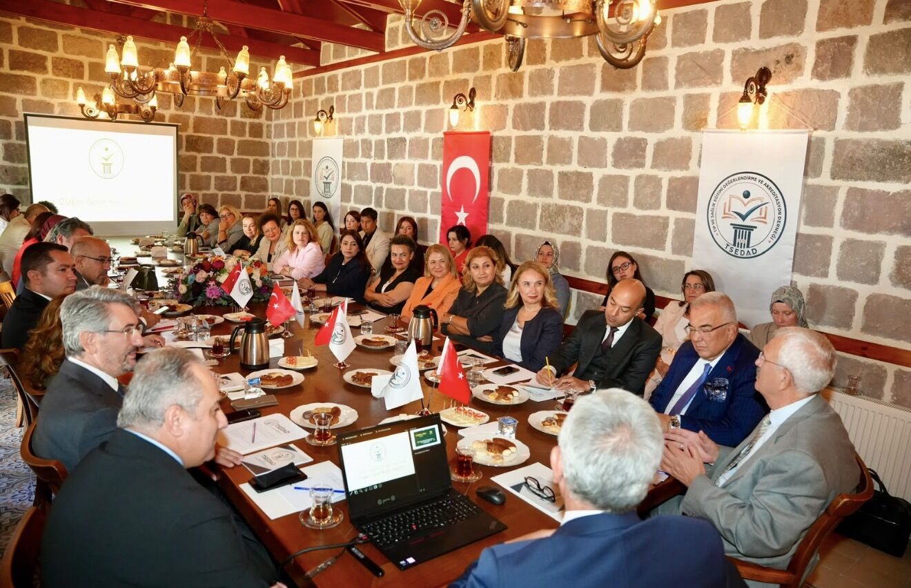 Tıp ve Sağlık Eğitimi Değerlendirme ve Akreditasyon Derneği TSEDAD ilk genel kurulunu yaptı. Başkanlığa Prof. Dr. Cevdet Erdöl seçildi.-1