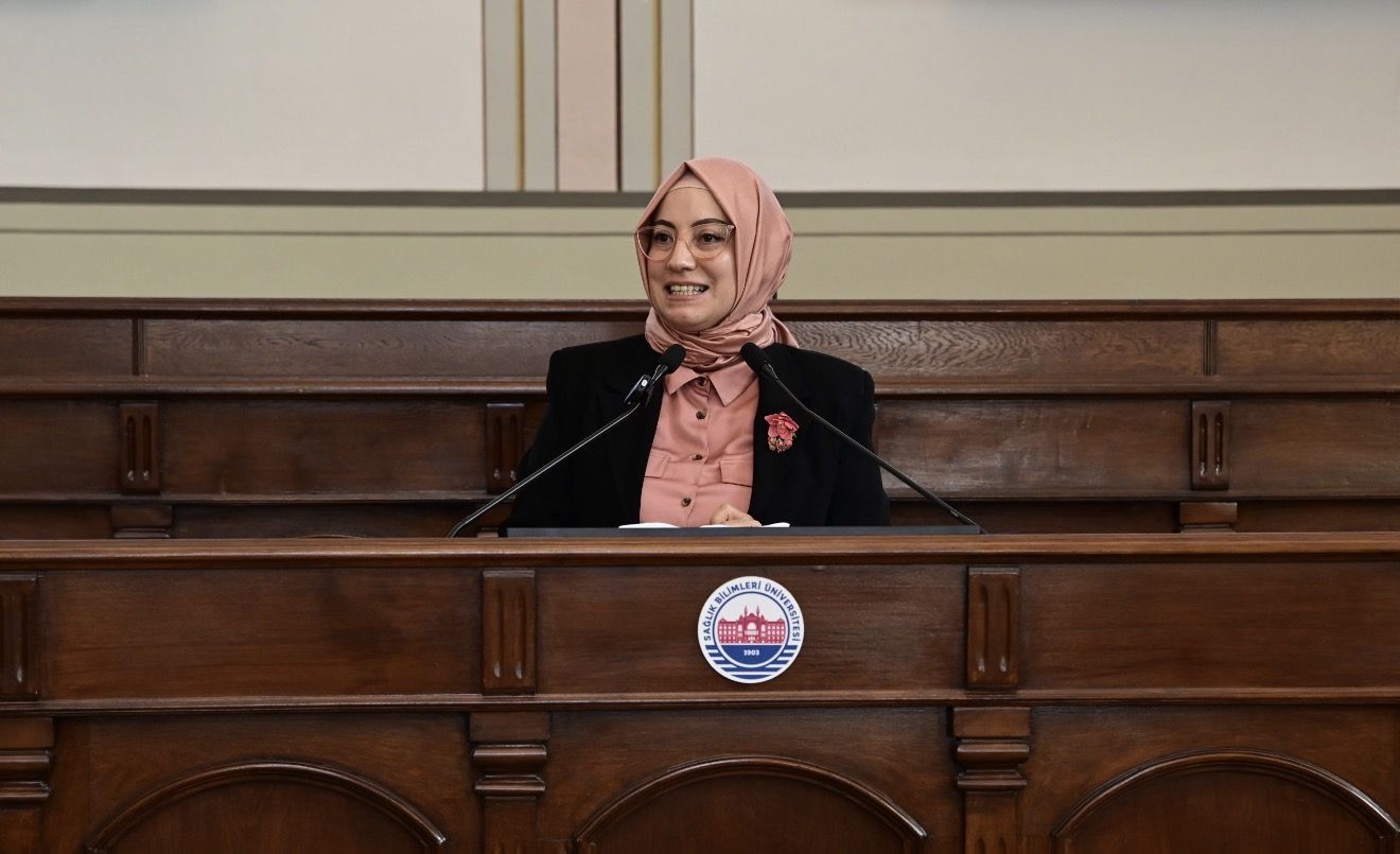 Rektör Aydın HeSCon 2026’da Tıbbiyelilerle Buluştu