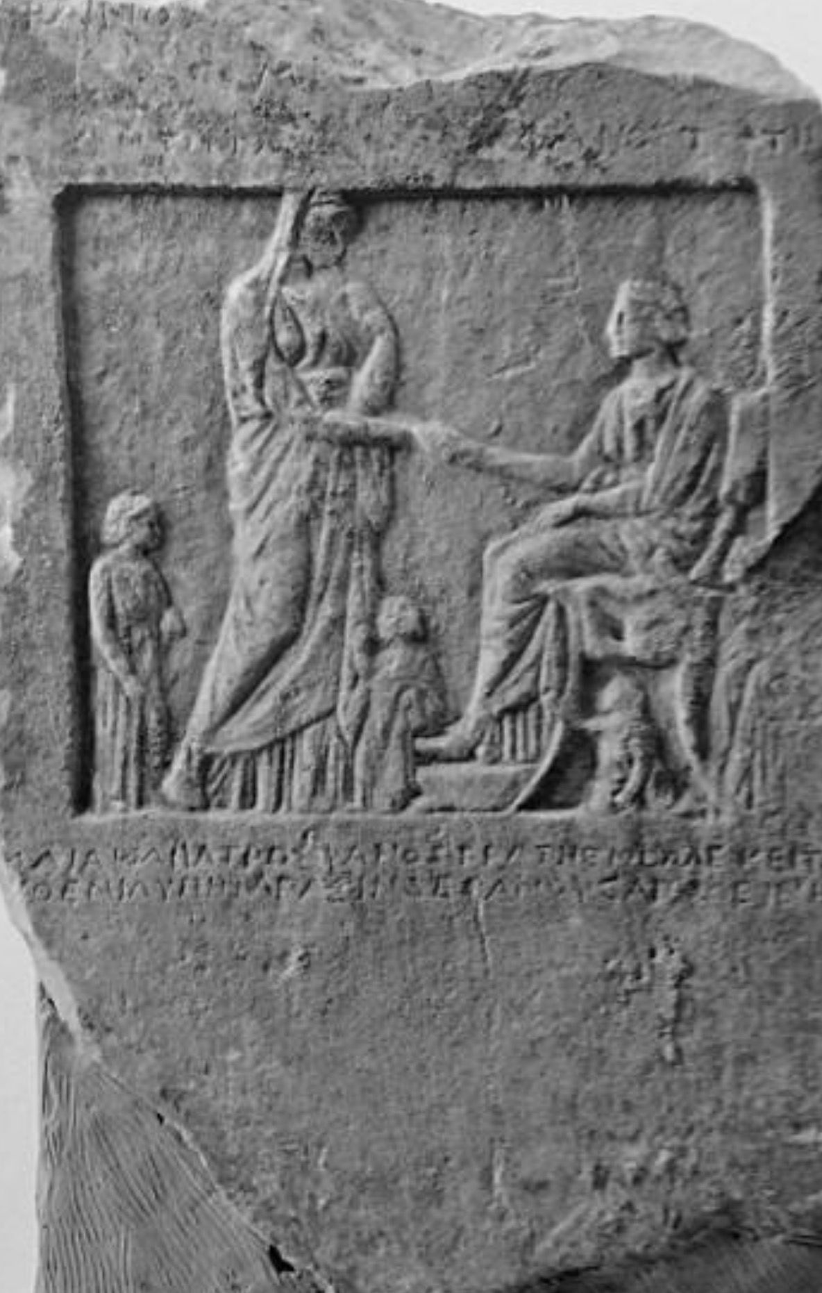 Antik Yunan’da Kadın Hekim Phanostrate’nin 2.400 Yıllık Mezarı-1